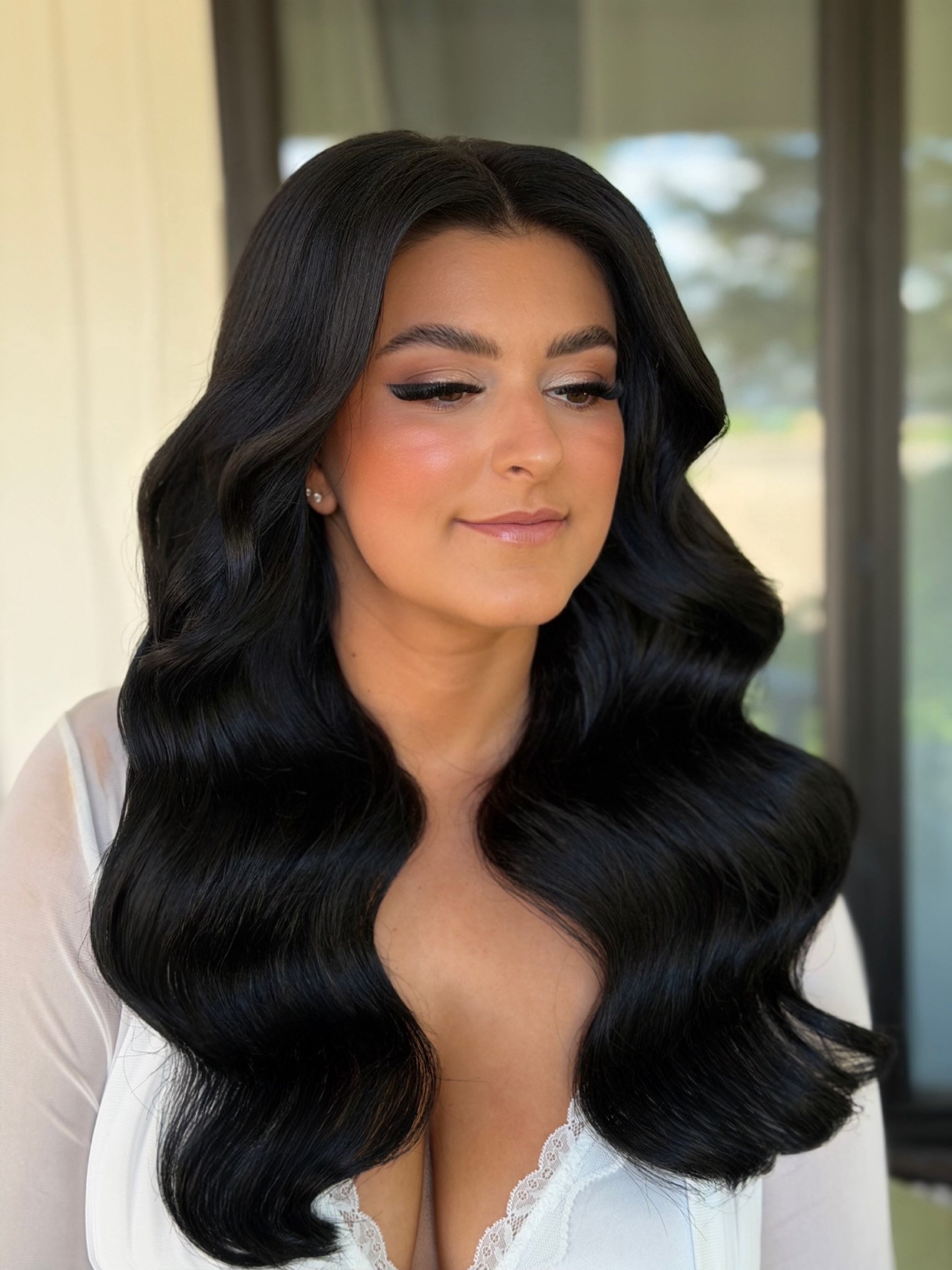 Hollywood Glam Waves on Deep Black Hair