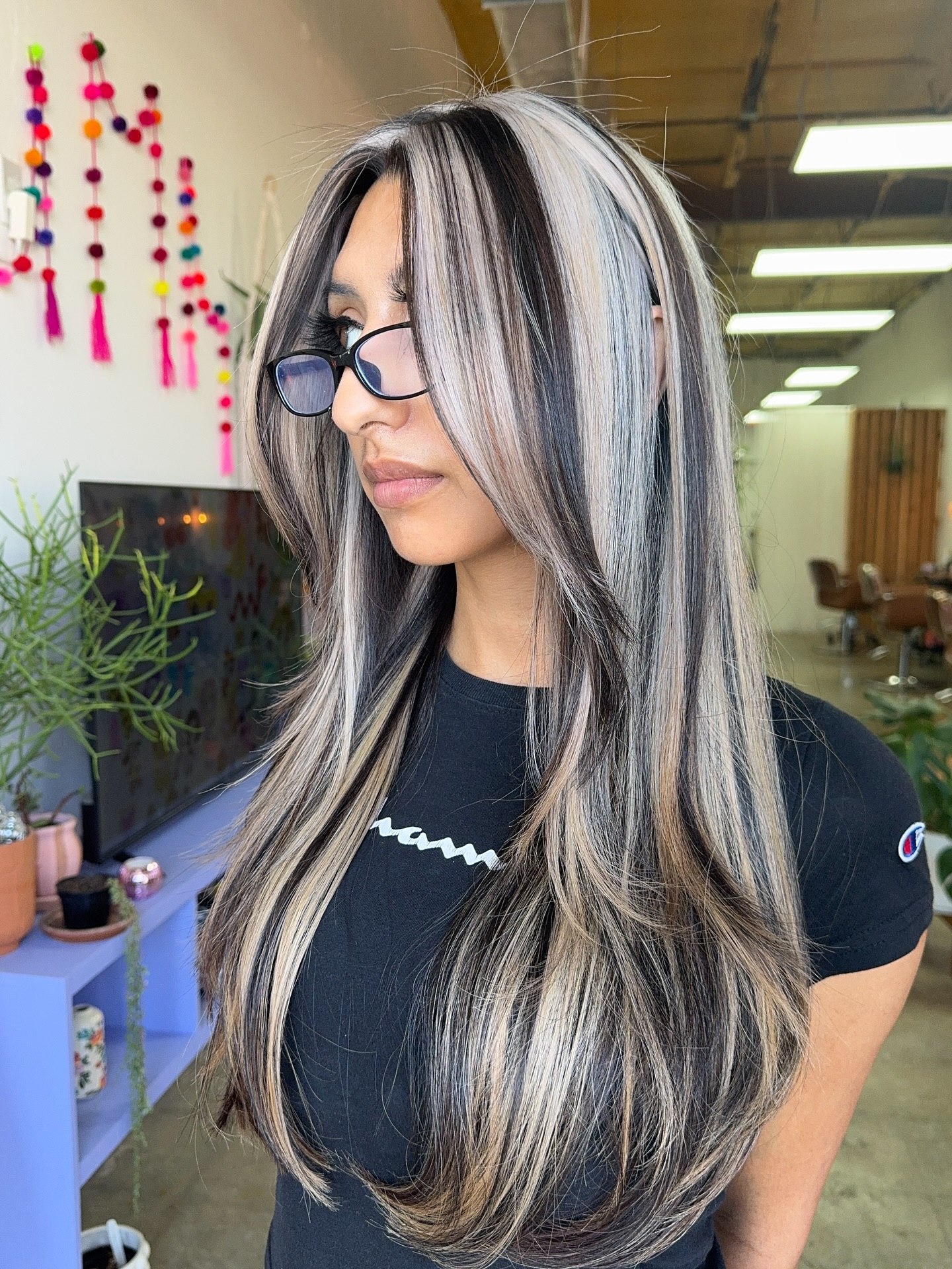 Chunky Blonde Highlights On Dark Hair