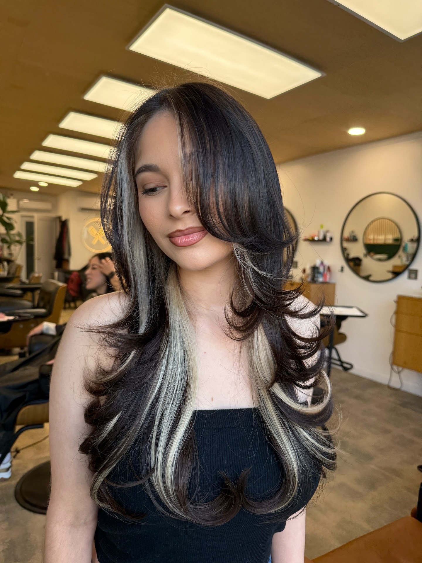 Dark Chocolate Hair With Bold Blonde Money Piece
