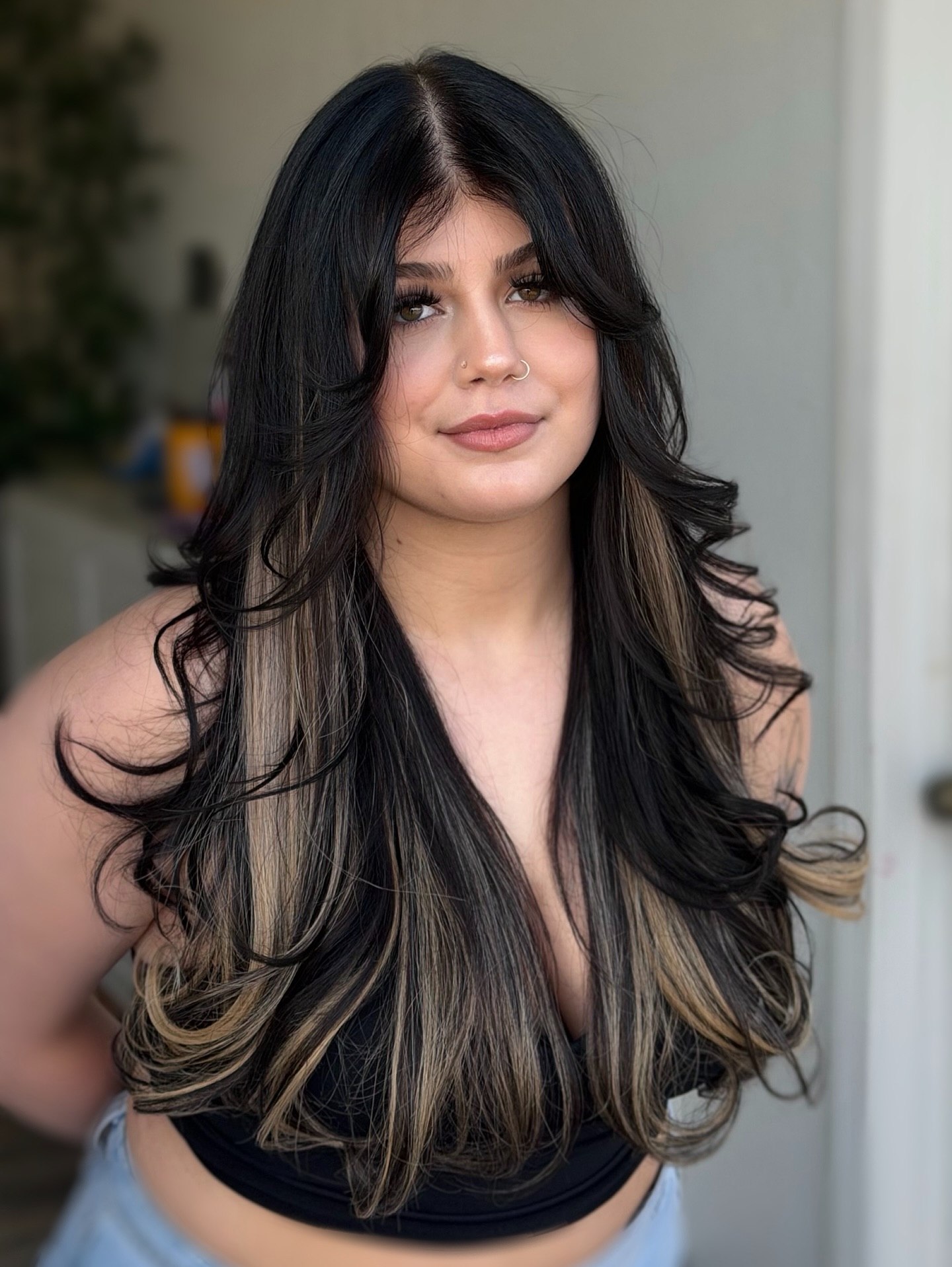 Black Hair With Honey Blonde Face-Framing Highlights