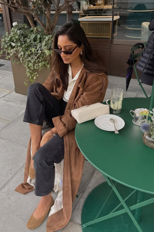 19 October Outfits That Nail That Perfect In-Between-Weather Dressing