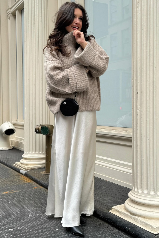 14 Winter Church Outfits That Make Modest Dressing Feel Anything but Boring