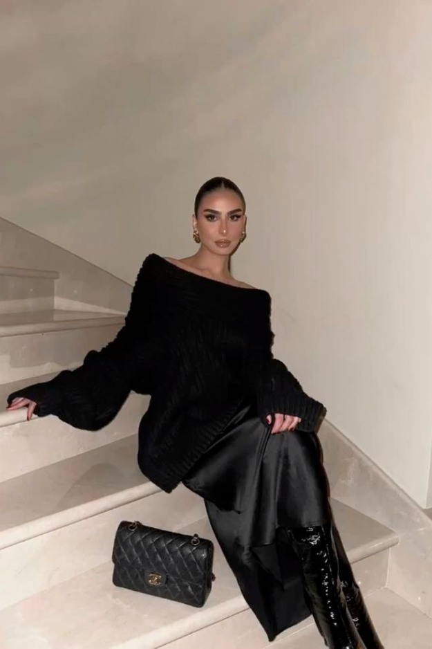 24 Cozy-but-Sexy Winter Date Night Outfits for Looking Hot Without Freezing