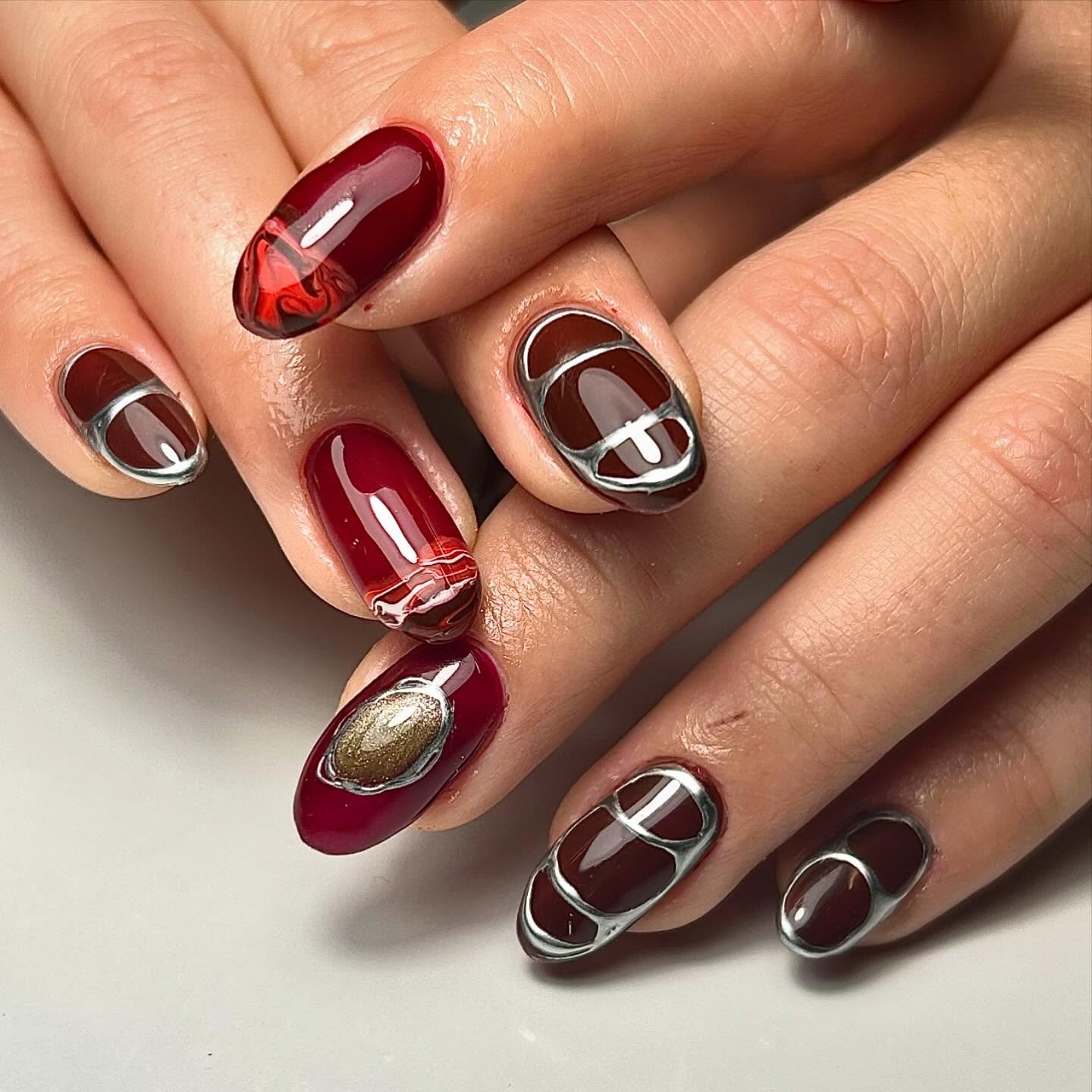 Rich Burgundy & Silver Swirl Oval Nails
