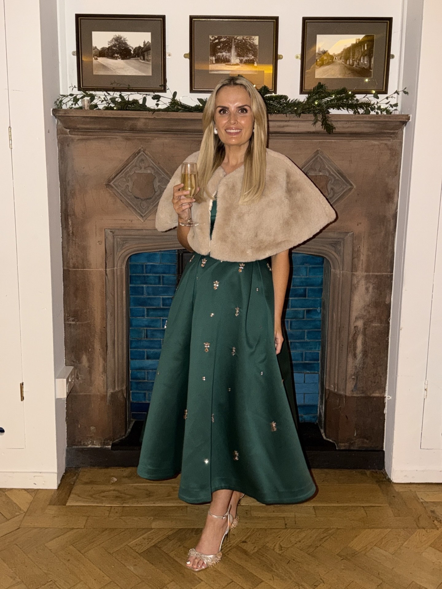 Emerald Embellished Midi Dress With Faux Fur Cape