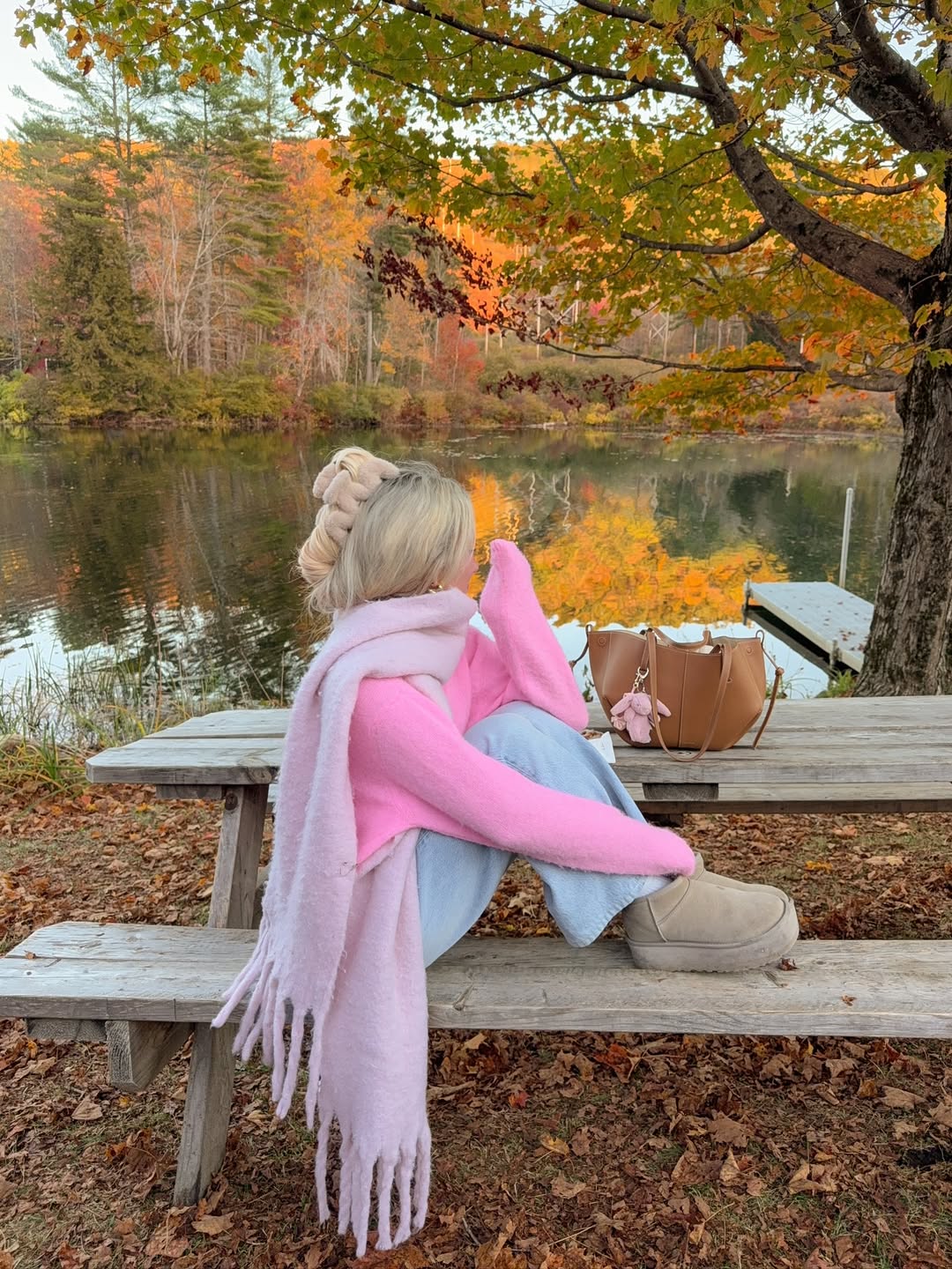 Cozy Pink Sweater And Platform Boot Fall Look