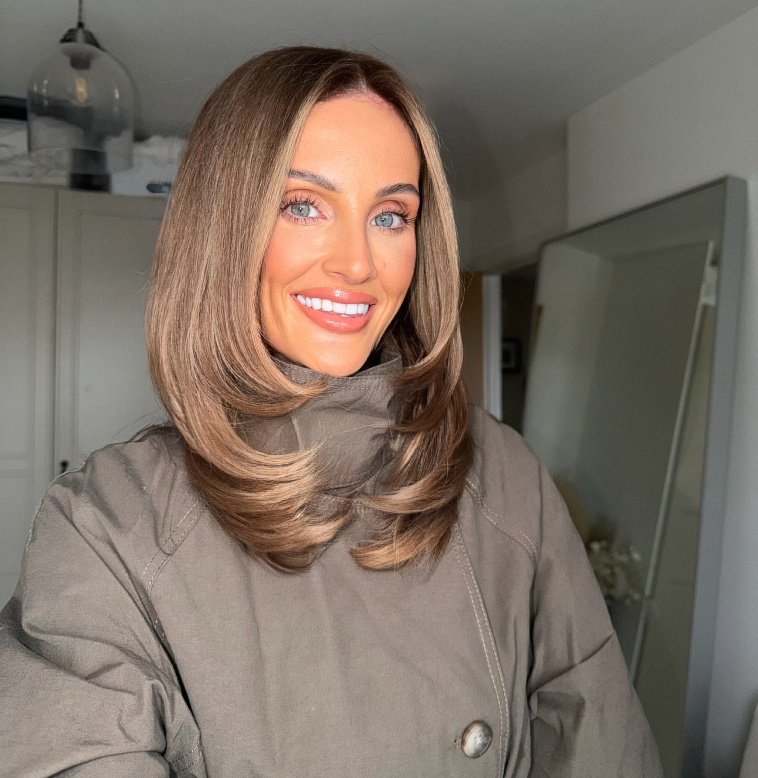 Chocolate Brunette Balayage With Voluminous Blowout
