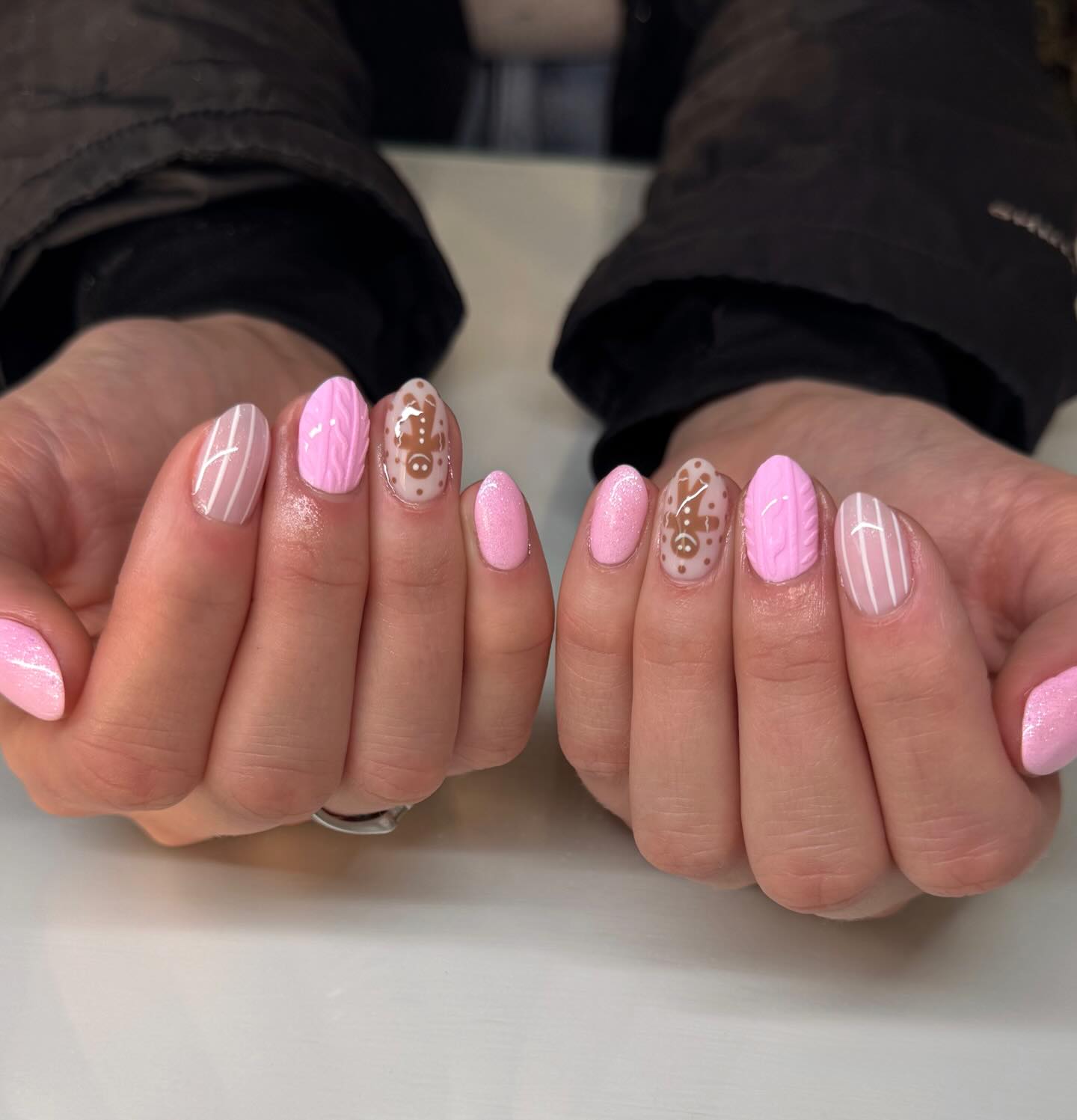 Pink Gingerbread Sweater Nails with Subtle Sparkle