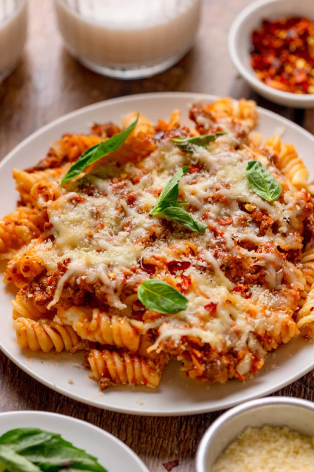 27 Lazy Dinners for When Takeout Is Tempting but Your Wallet Says No