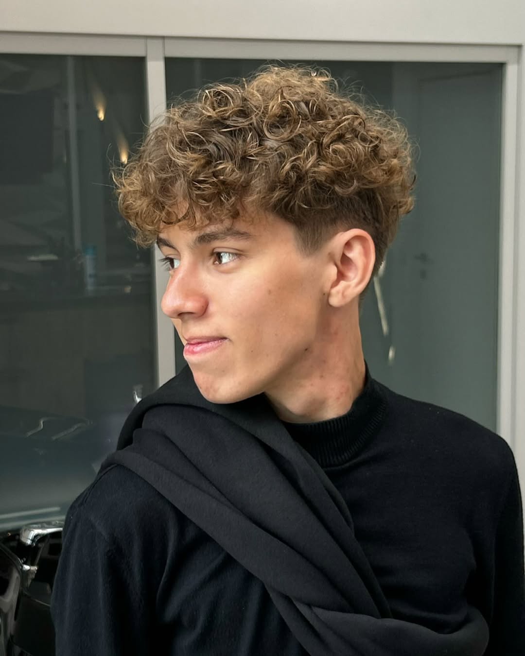 Textured Crop With Graduated Fade