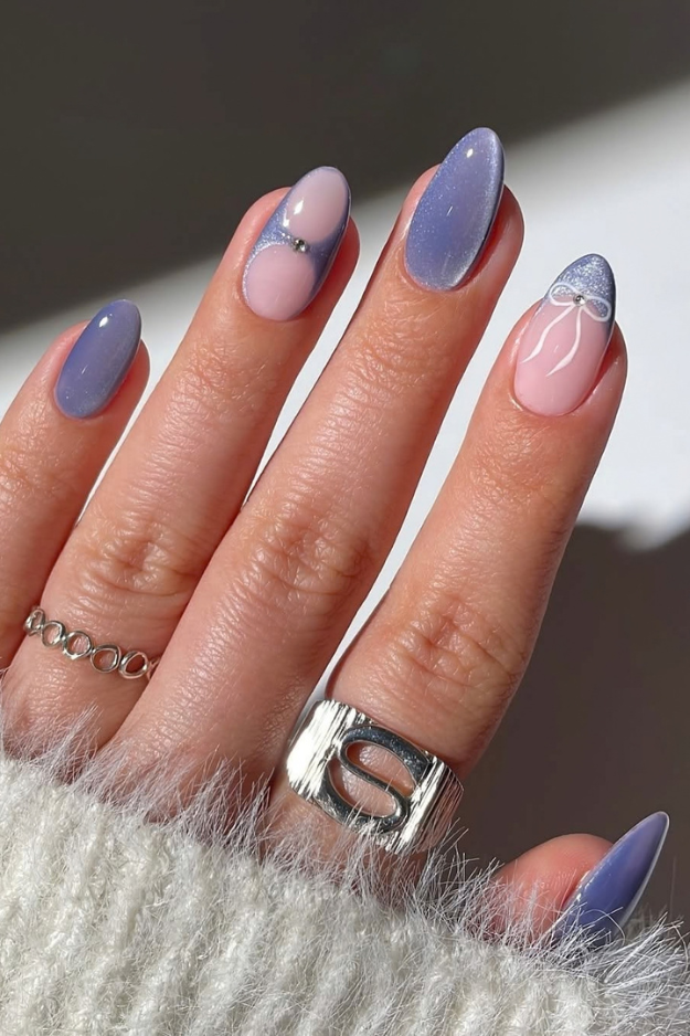 17 Christmas Winter Nails Worth Screenshotting Before Your December Appointment