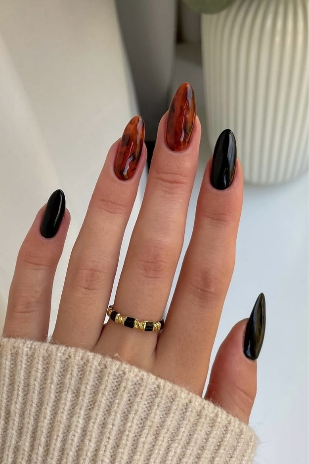 21 Gorgeous November Nail Ideas for That Perfect Late-Fall Aesthetic