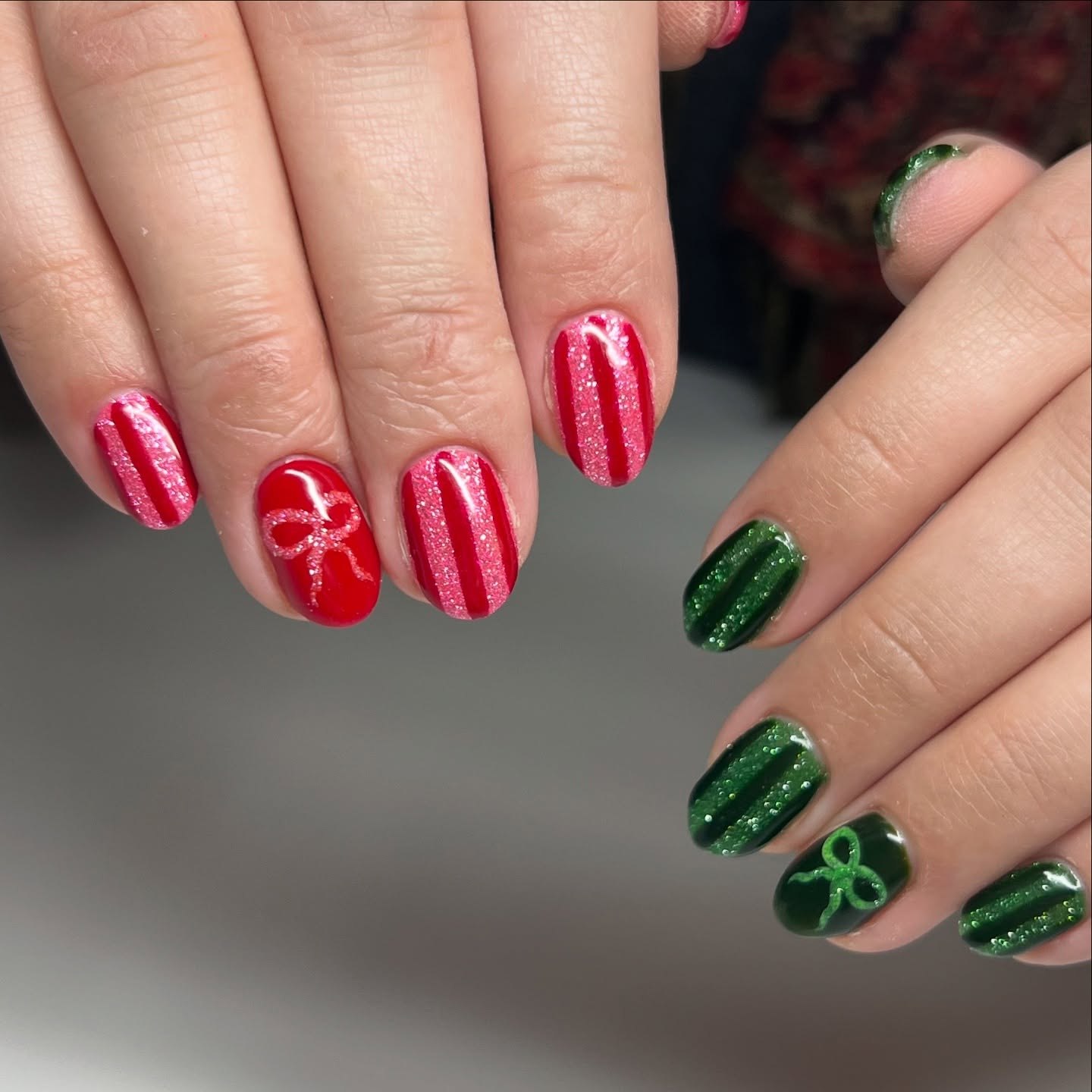Festive Red & Green Glitter Christmas Gift Nails