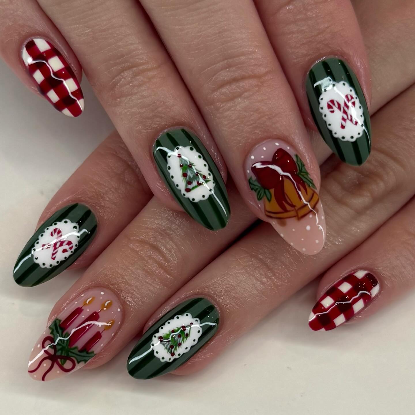 Vintage Christmas Candle and Bell Oval Nails