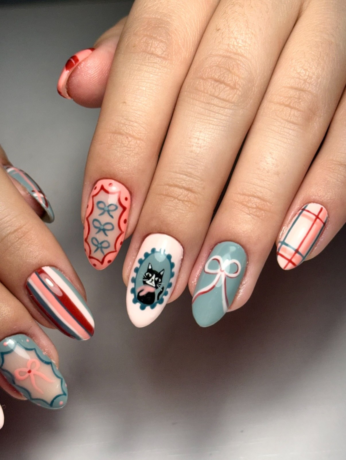 Vintage Cat and Bow Almond Nails