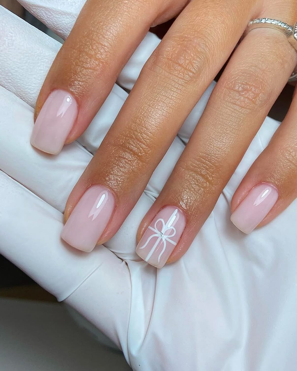 Pastel Pink Ribbon Gift Box Nails