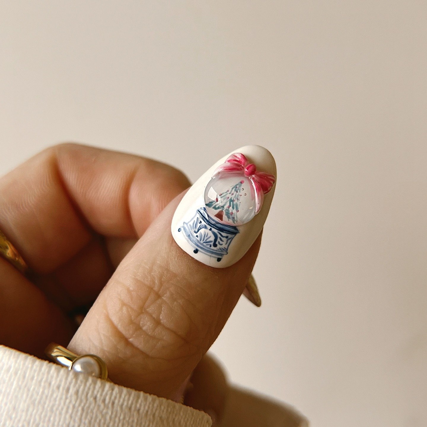 Festive Snow Globe 3D Christmas Tree Nails