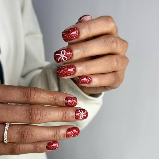 Short Square Red Glitter White Bow Nails — Christmas Nail Designs