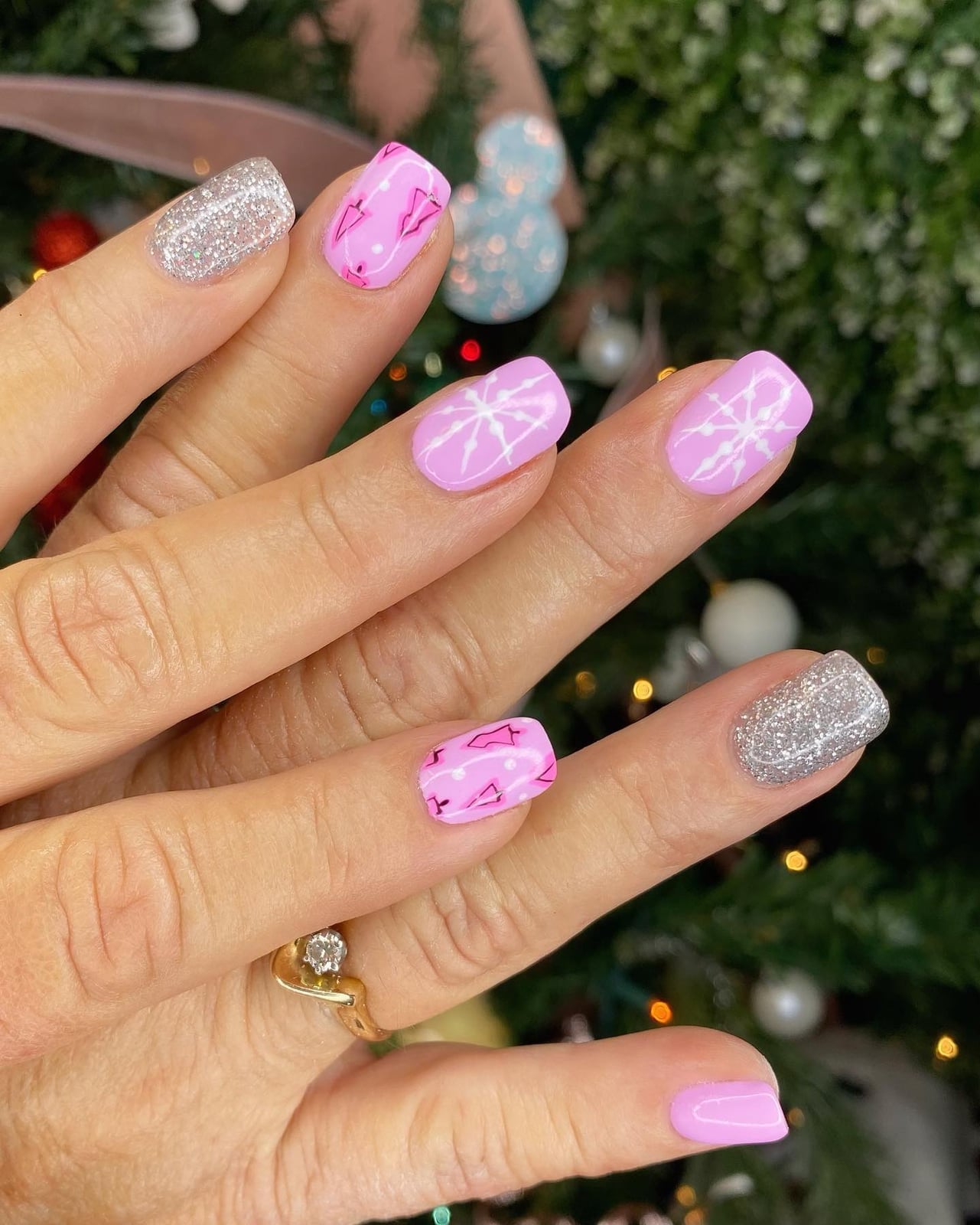 Short Square Pink White Snowflake Abstract Silver — Silver Christmas Nails