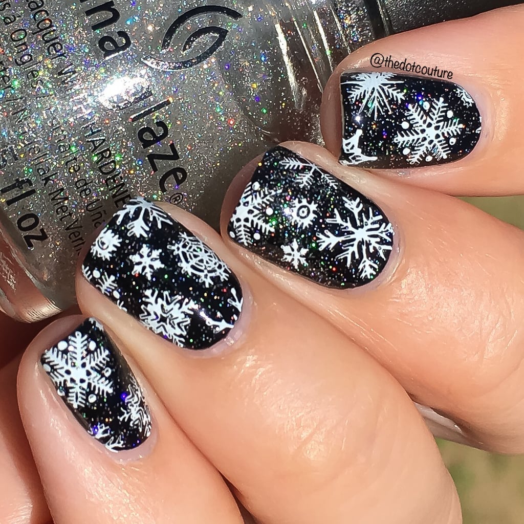 Short Oval Black Glitter Snowflake Nails Short Oval Black Glitter Snowflake Nails — Winter Wonderland Nails