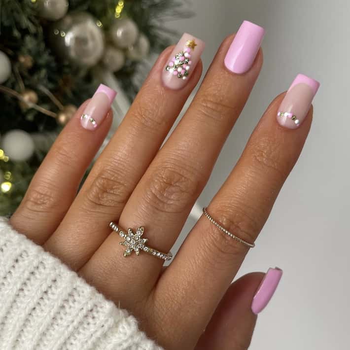 Short Square Pastel Pink Nude Christmas Tree Rhinestone Nails Short Square Pastel Pink Nude Christmas Tree Rhinestone Nails — Winter Wonderland Nails