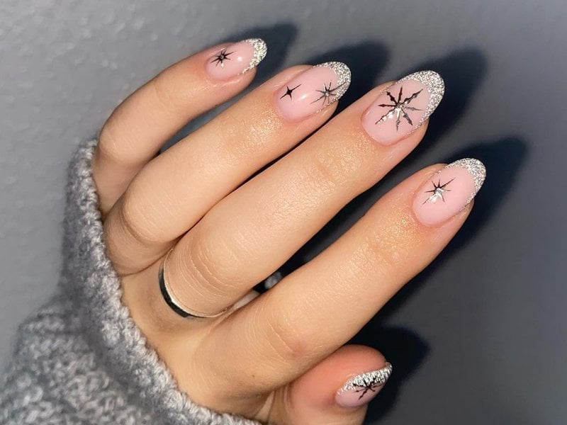 Short Almond Pink Silver Glitter Starburst Nails Short Almond Pink Silver Glitter Starburst Nails — Winter Wonderland Nails