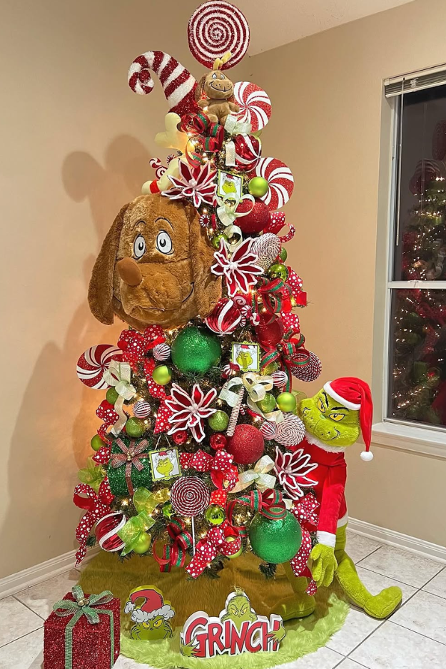 21 Creative Grinch Christmas Trees for a Whoville-Inspired Holiday Home