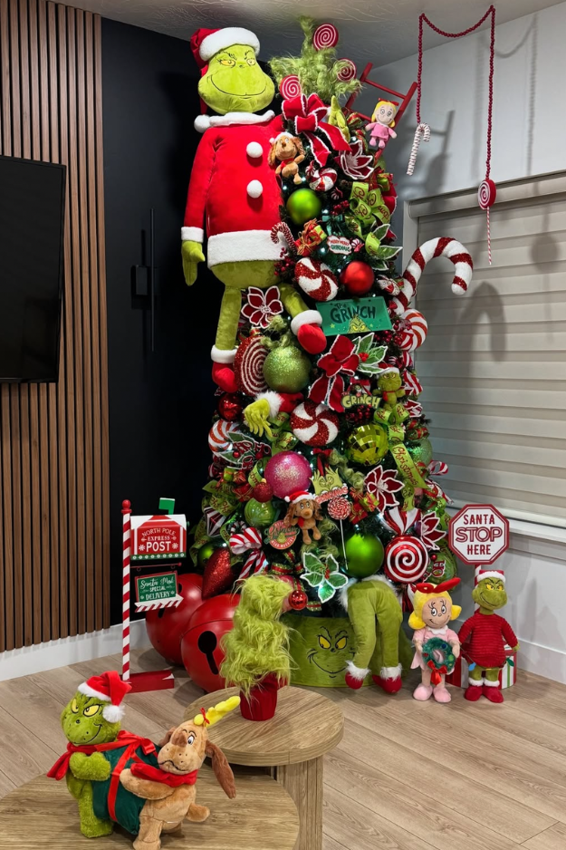21 Creative Grinch Christmas Trees for a Whoville-Inspired Holiday Home