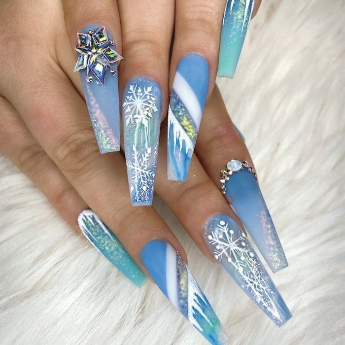 Extra Long Coffin Blue White Gradient With Icicles And Charms — Winter Acrylic Nails