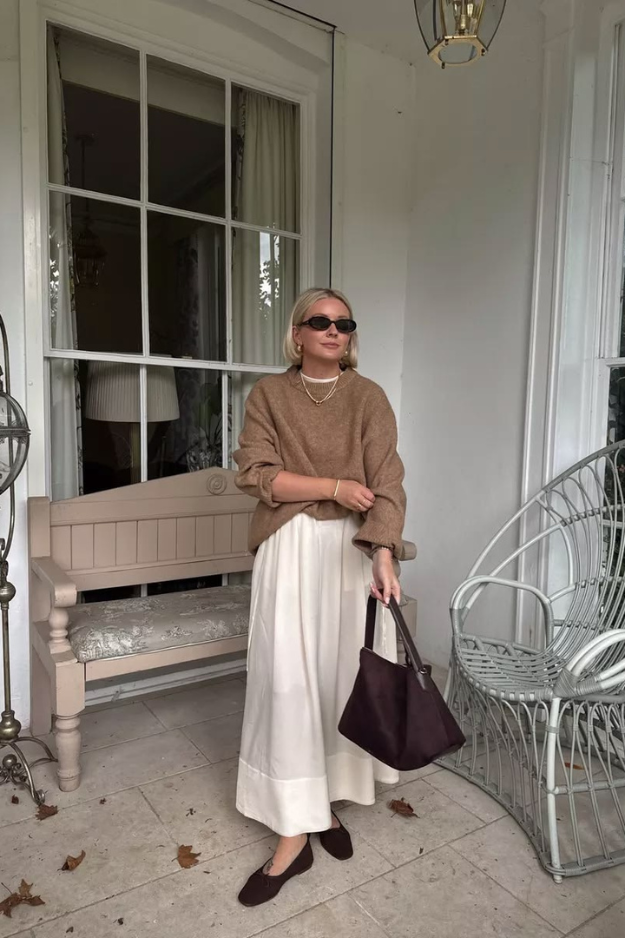 23 Thanksgiving Outfits That Look Chic Enough for Photos but Cozy Enough for Seconds