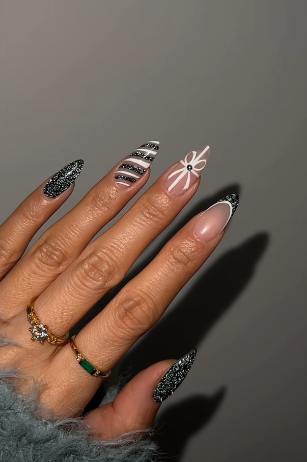 19 Green Christmas Nails to Save Before Your December Appointment