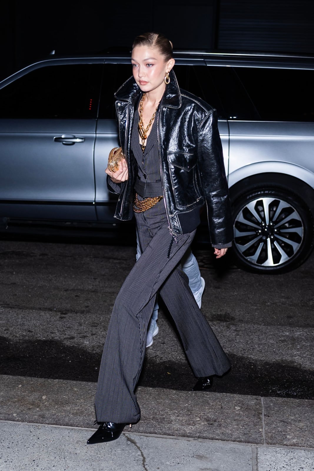 Monochromatic Jumpsuit with Oversized Collar Monochromatic Jumpsuit with Oversized Collar — Trendy Outfits