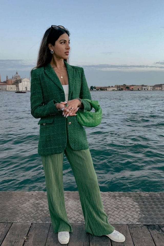 Green Textured Blazer with Wide Leg Trousers for City Exploration — Italy Outfits