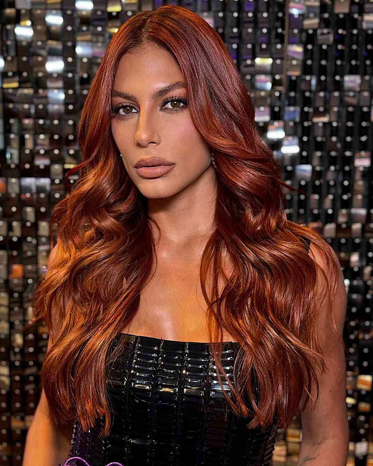 Shoulder Length Auburn With Lighter Highlights Shoulder Length Auburn With Lighter Highlights — Auburn Hair Color