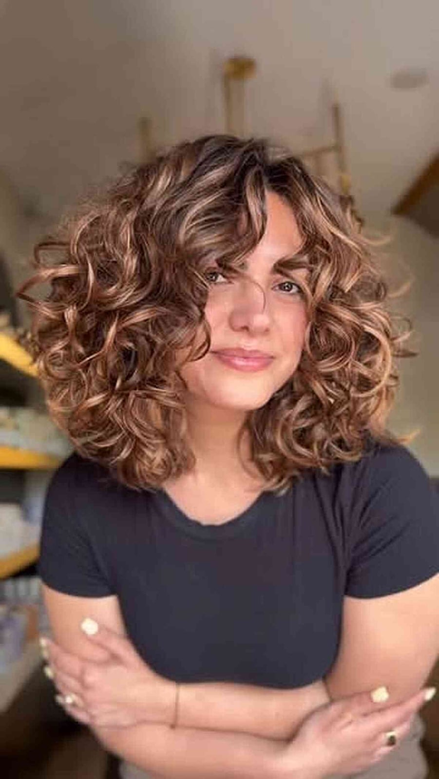 Shoulder Length Curls With Blonde Highlights and Curtain Bangs, Middle — Easy Curly Hair Routine
