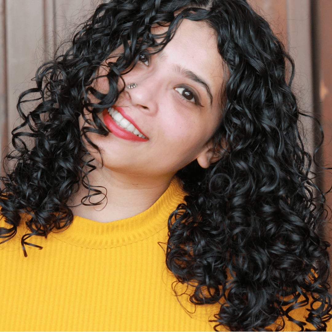Collarbone Curls With Warm Balayage Highlights — Easy Curly Hair Routine
