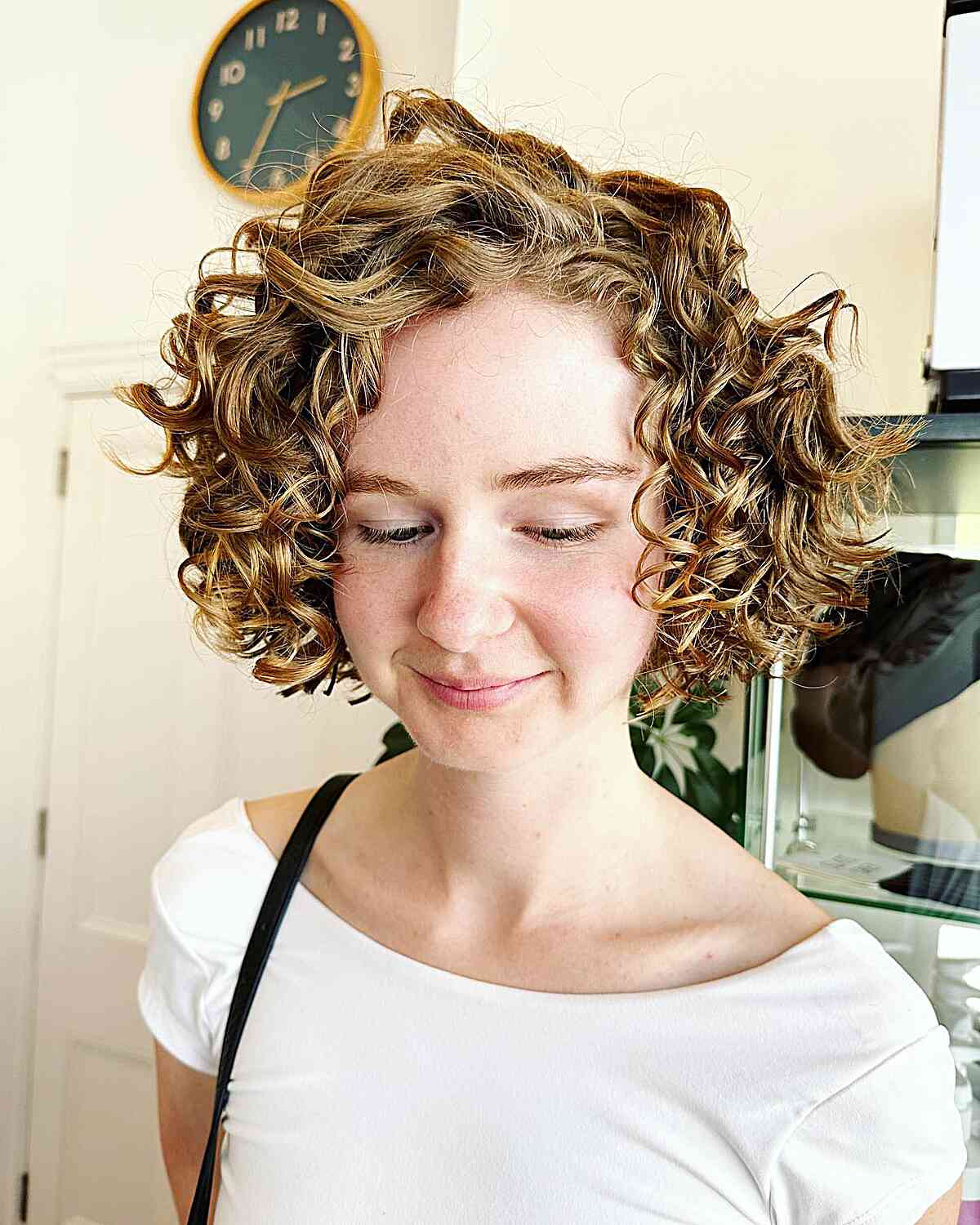 Short Pixie Bob With Textured Styling — Easy Curly Hair Routine