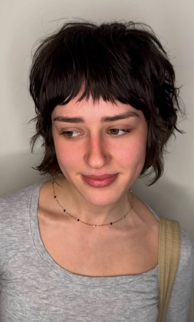 Ear Length Shag With Micro Bangs Ear Length Shag With Micro Bangs — Trendy Short Shag