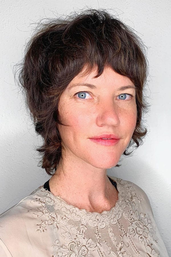 Ear Length Shag With Tousled Bangs, Choppy Ear Length Shag With Tousled Bangs, Choppy — Trendy Short Shag