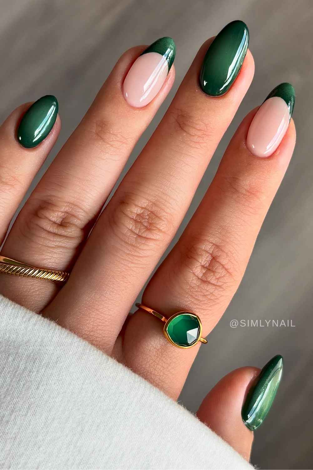Medium Oval With Deep Green French Tips — Trendy Green French Tip Nails