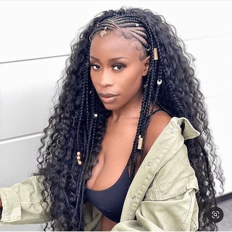Mid-Back Fulani Braids With Golden Beads and Curls, Black Mid-Back Fulani Braids With Golden Beads and Curls, Black — Fulani Braid Styles with Curls