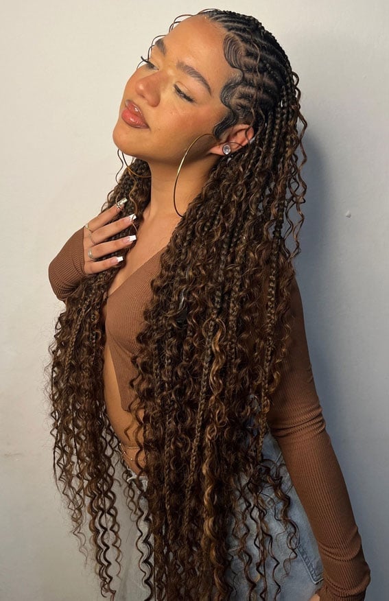 Long Fulani Braids With Voluminous Dark Brown and Blonde Curls Long Fulani Braids With Voluminous Dark Brown and Blonde Curls — Fulani Braid Styles with Curls