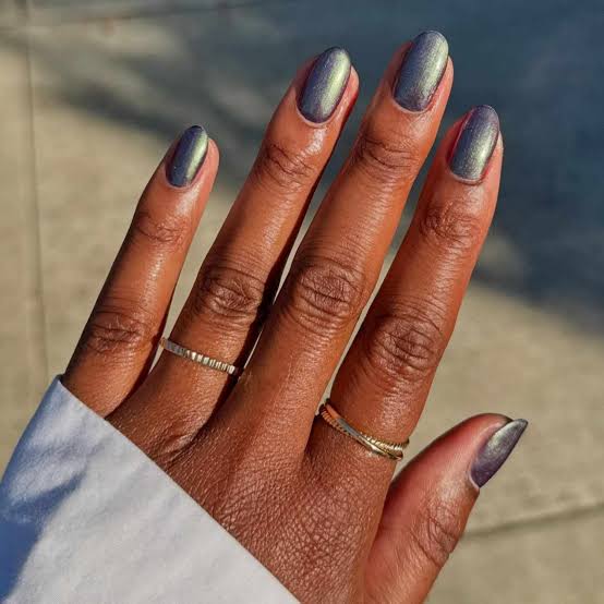 Medium Almond Metallic Gray Green Blue Shift Nails — Iridescent Nails