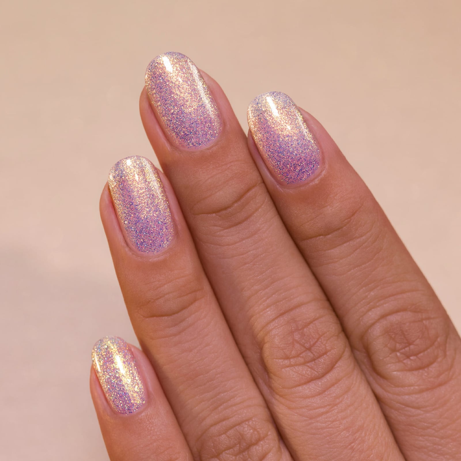 Medium Oval Gold Holographic Glossy Nails — Iridescent Nails