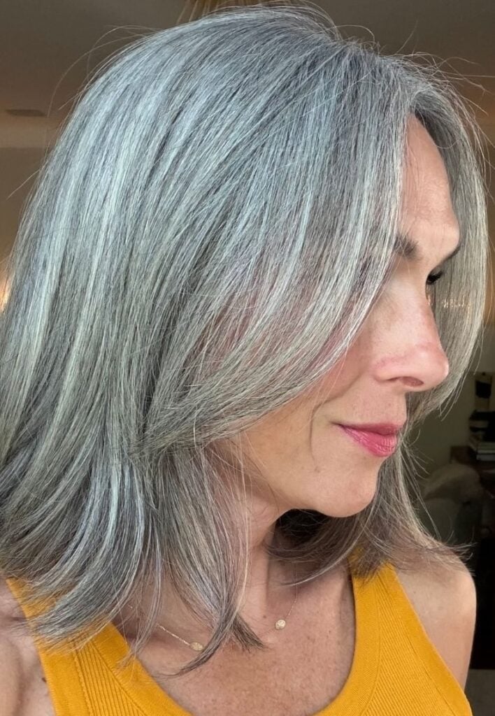 Collarbone Gray With Ash Highlights Blowout — Trendy Grey Highlights