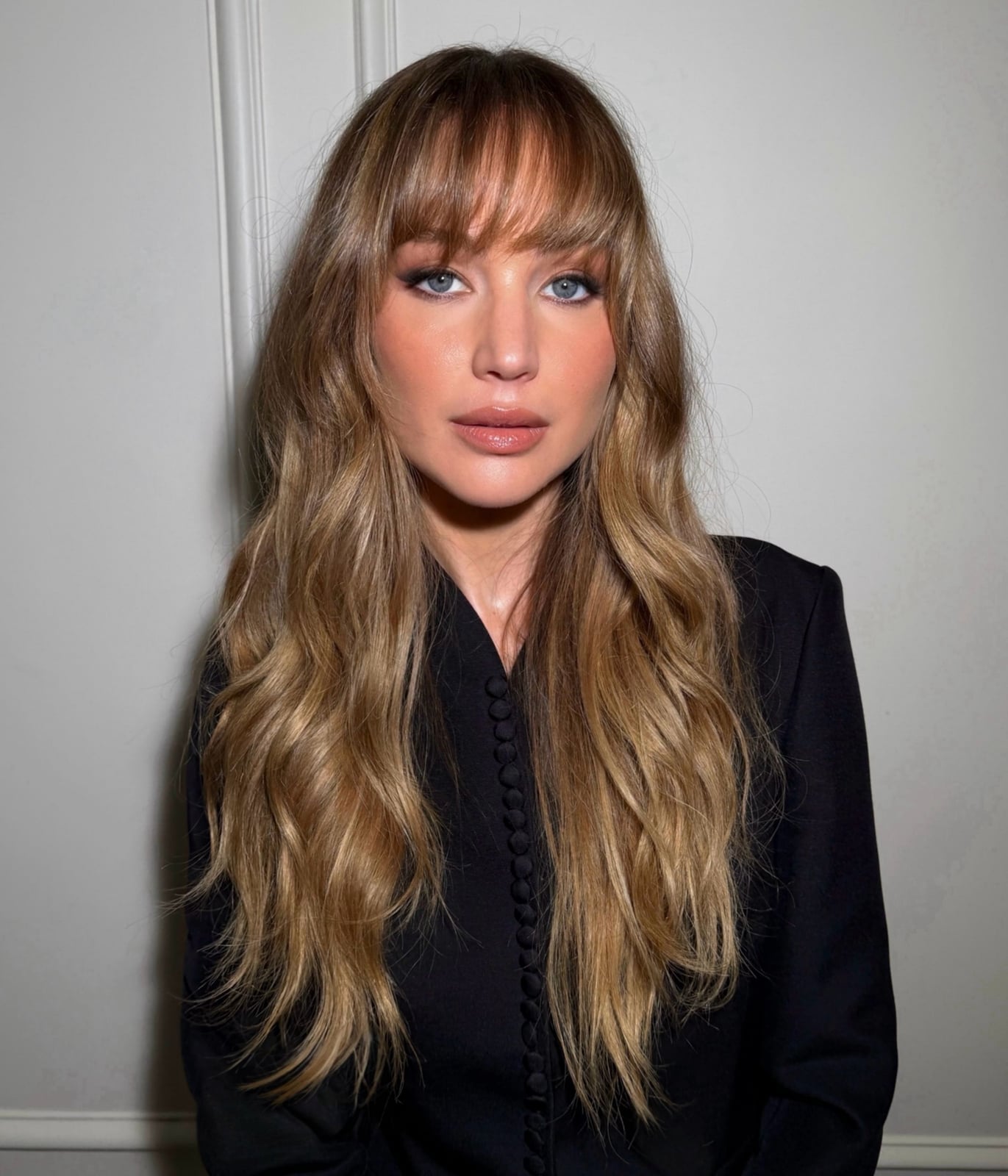 Mid-Back Honey Blonde With Root Shadow — Butterfly Hair