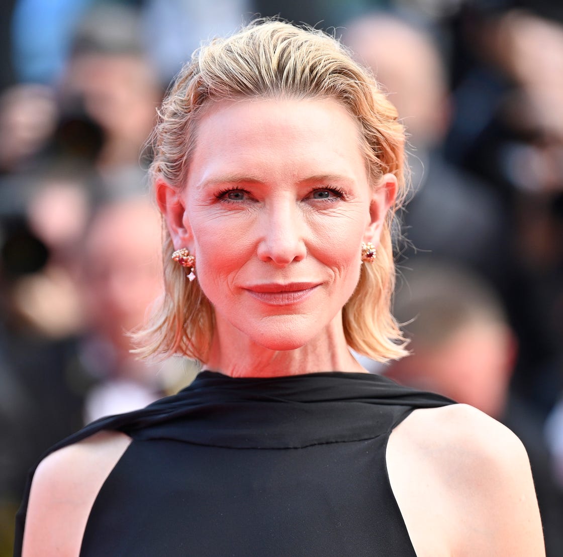 Sharp Chin Length Ash Blonde Bob — Hairstyles for Women Over 50