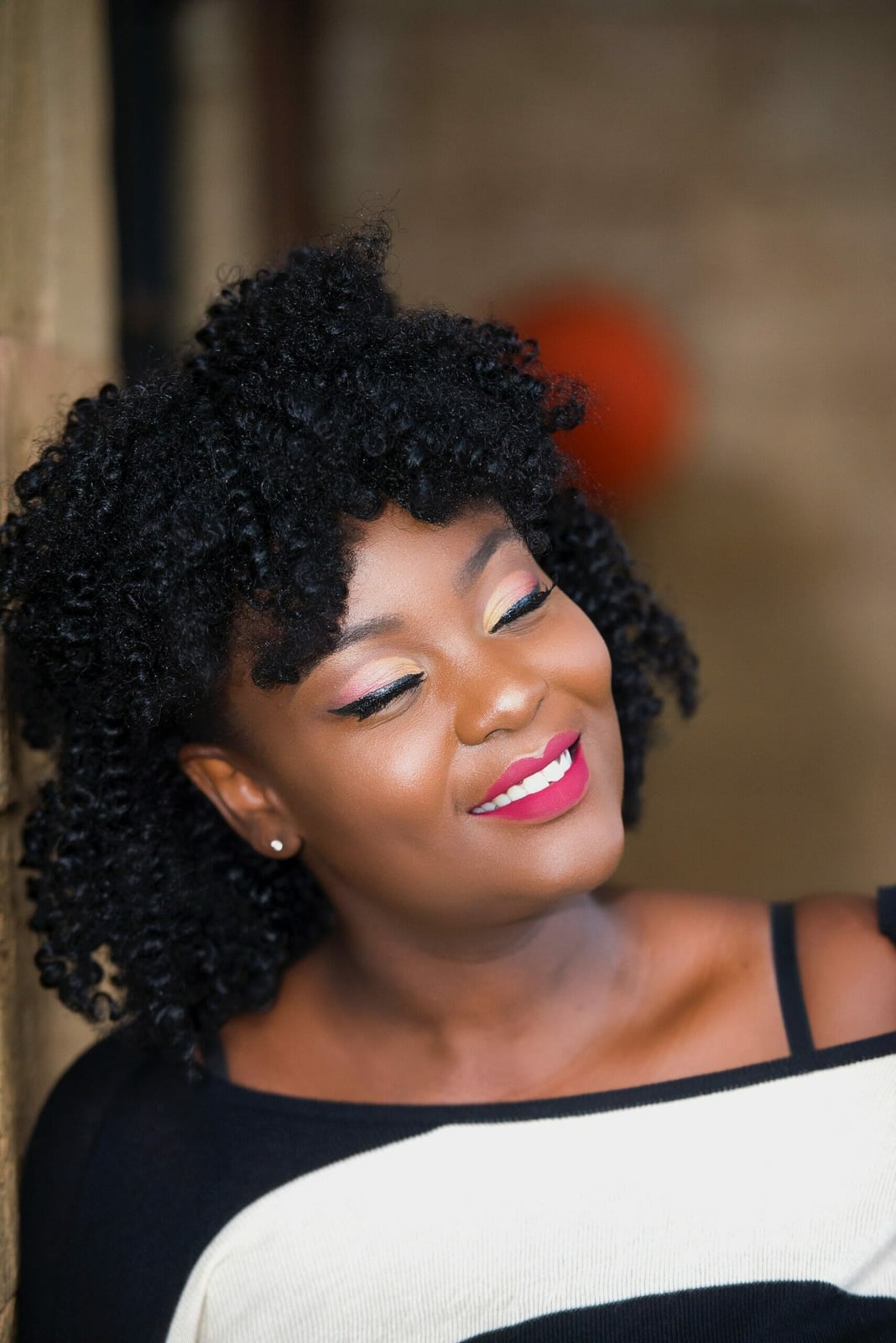 Shoulder Layers With Subtle Highlights, Curly — Easy 3c Hairstyles